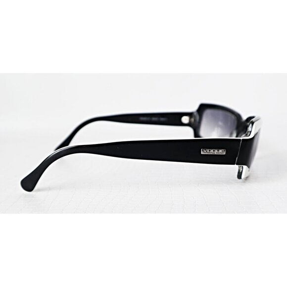 Vogue V2327-S Sunglasses Made in Italy Woman Rectangular Black & White - Picture 4 of 8
